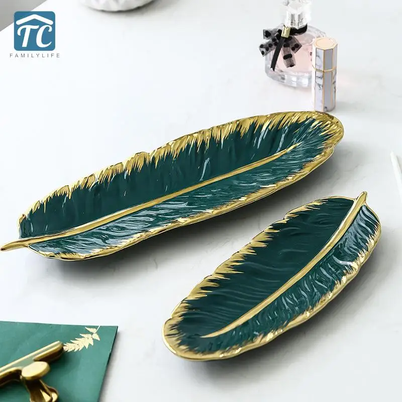 

Tray Ceramic Banana Leaf European Gold Edge Creative Dark Green Feather Plate Storage Tray Storage Tray Porch Key Plate