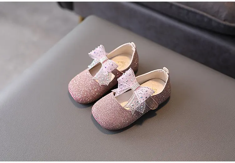 bata children's sandals Children Shoes Girl Leather Shoes New Spring/Autumn Bow Fashion Baby Princess Shoes Non-slip Soft Sole Casual Sneakers E537 children's sandals