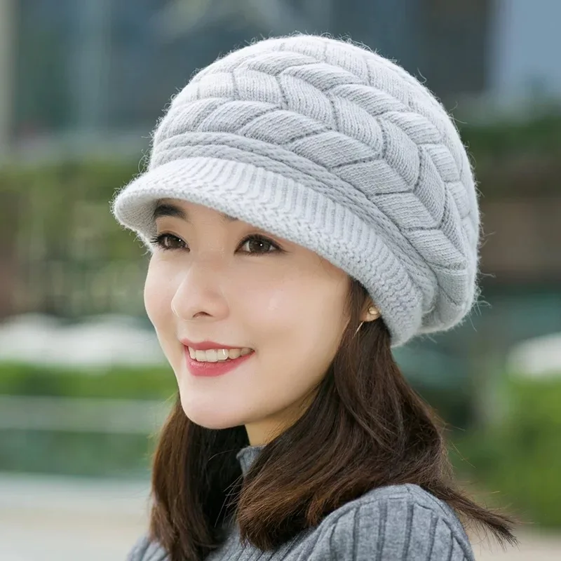 Женская шапка с имитацией кроличьего меха зимняя женская теплая пуховая берет