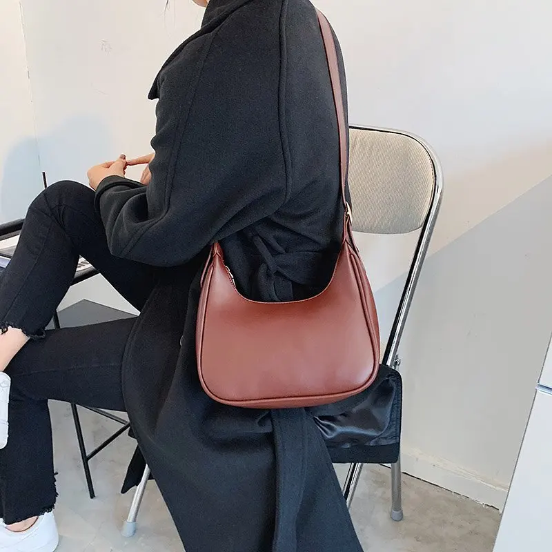 

Solid Color PU Leather Half Moon Bags for Women 2021 Branded Luxury Fashion Shoulder Crossbody Handbags Trending Luxury