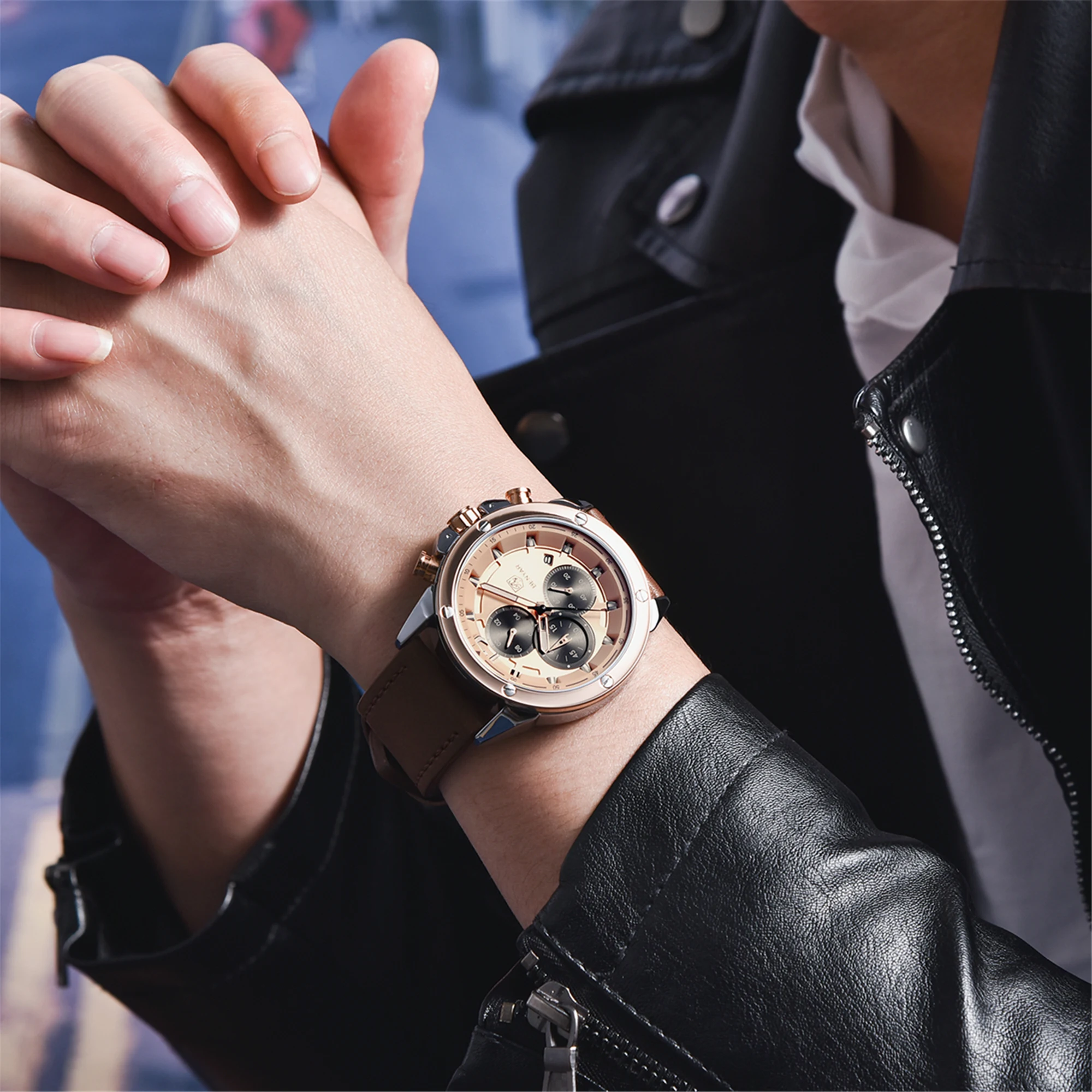 Мужские многофункциональные кварцевые часы с хронографом в спортивном