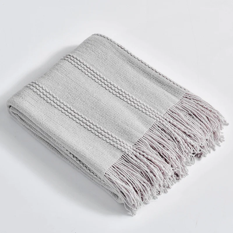 Однотонное покрывало с кисточками для дивана белое серое желтое летнее кровати