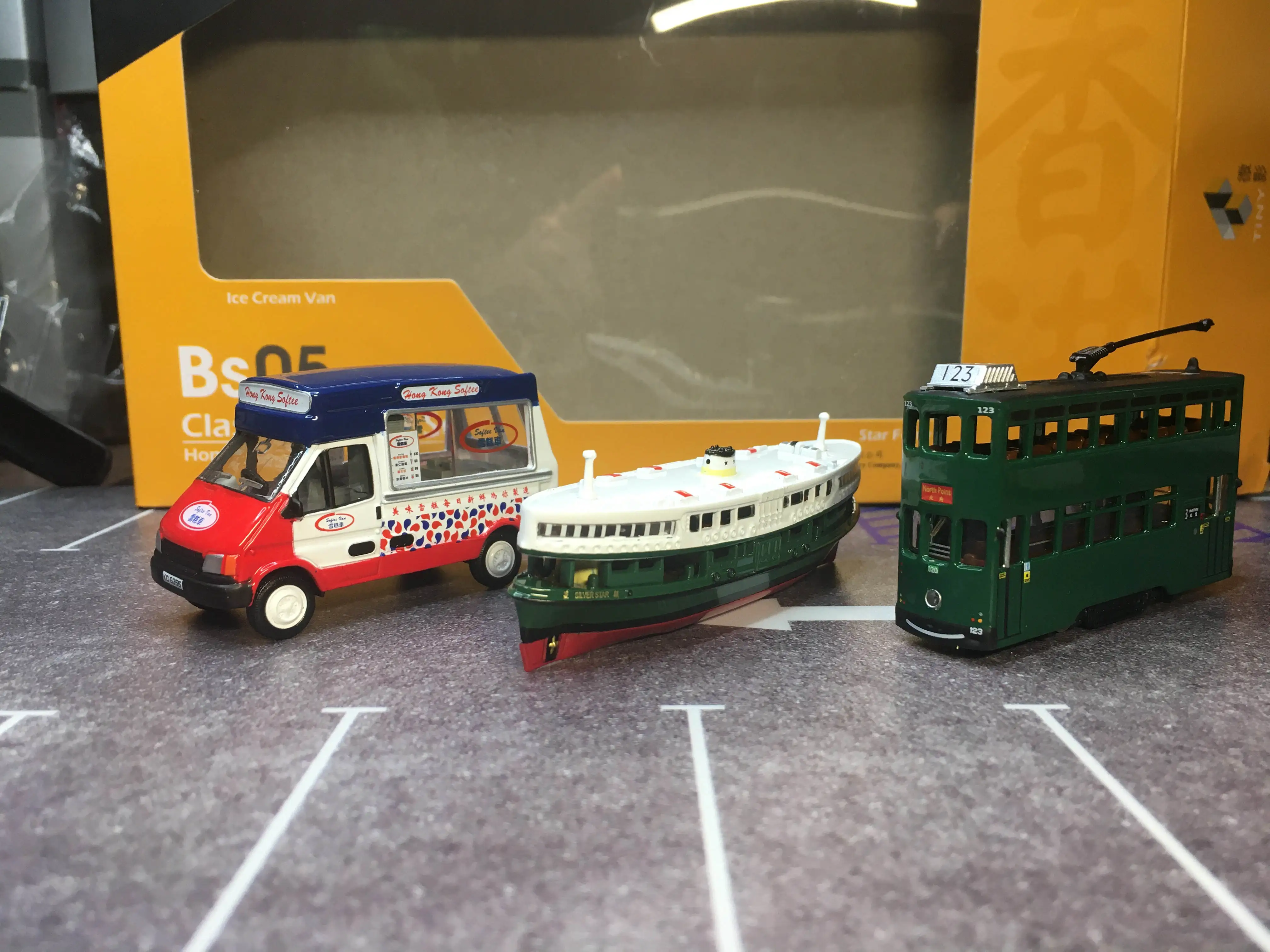

Tiny 1/110 Classic Vehicle Set DieCast Model Car Collection Limited