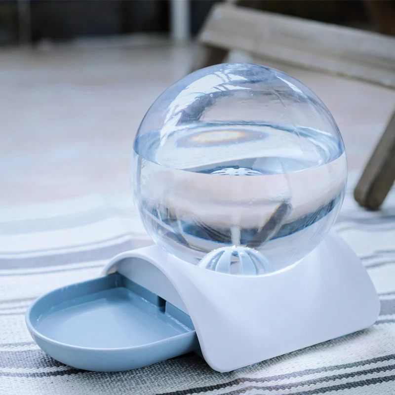 Автоматический дозатор воды для кошек новый питьевой домашних животных без