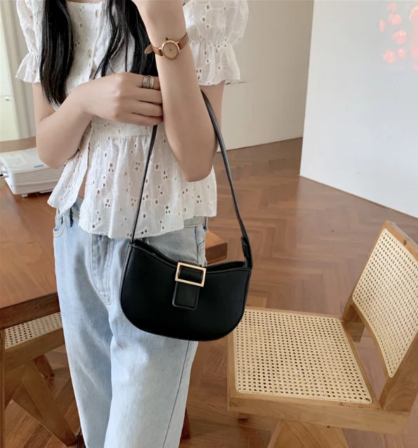 

Fashion women's small bag baguette girl messenger shoulder bag black zipper female vintage cute bag fangu92q