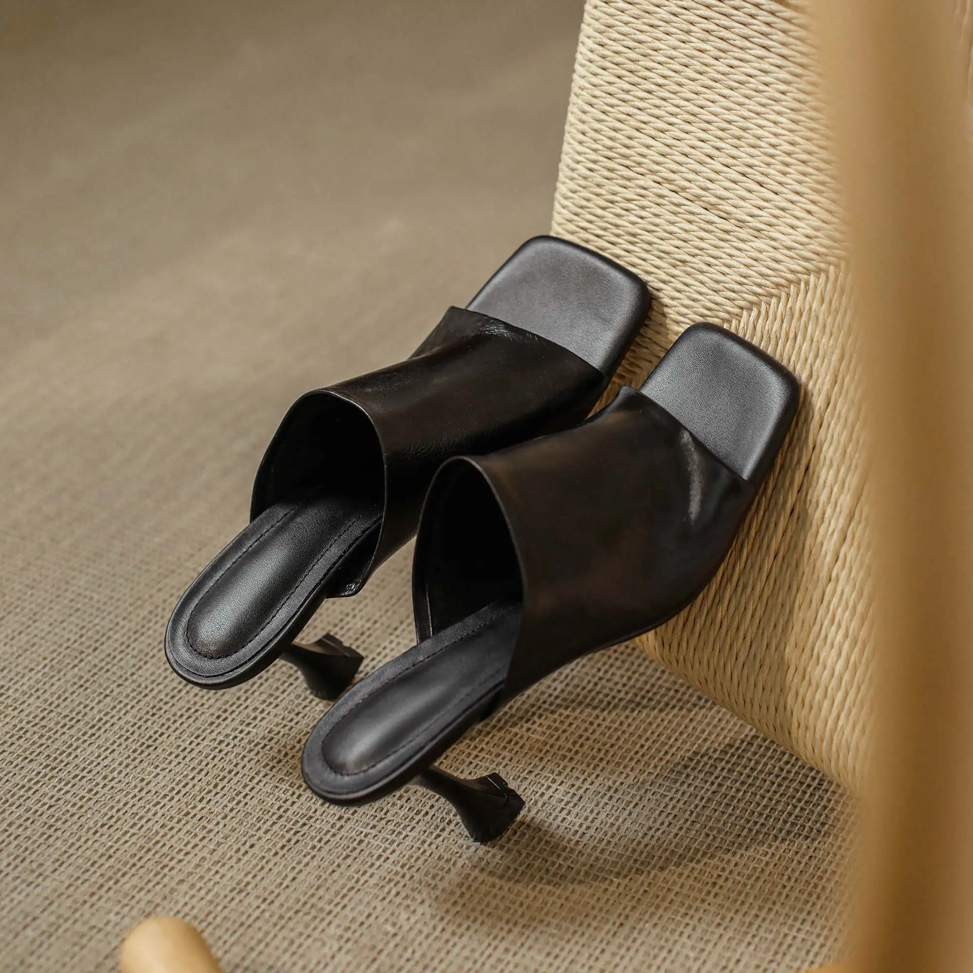 

Krazing pot genuine leather peep toe thin high heel outside slipper summer daily wear beauty lady high fashion shoes women L70