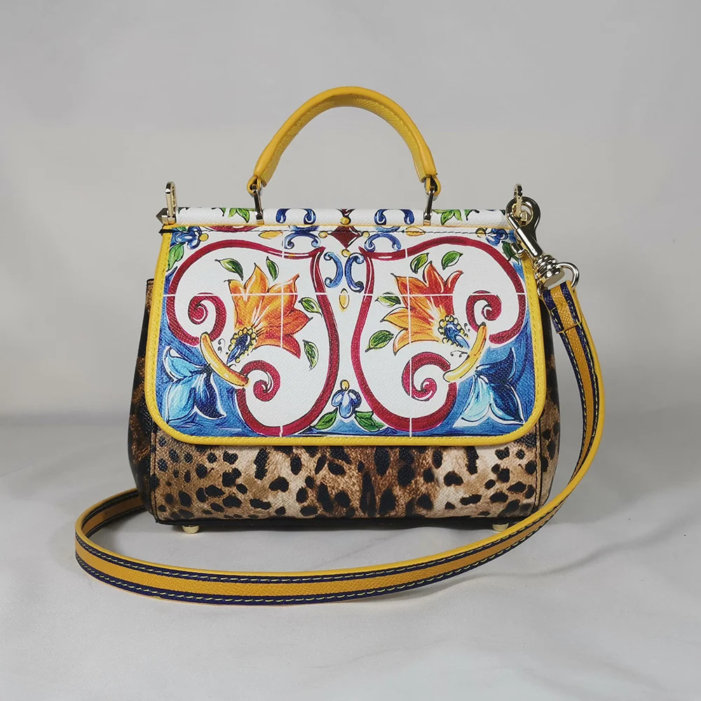 

Сумка через плечо известного бренда с принтом, женские сумки, роскошные дизайнерские дамские сумочки с цветочной цепочкой, сумка для девуше...