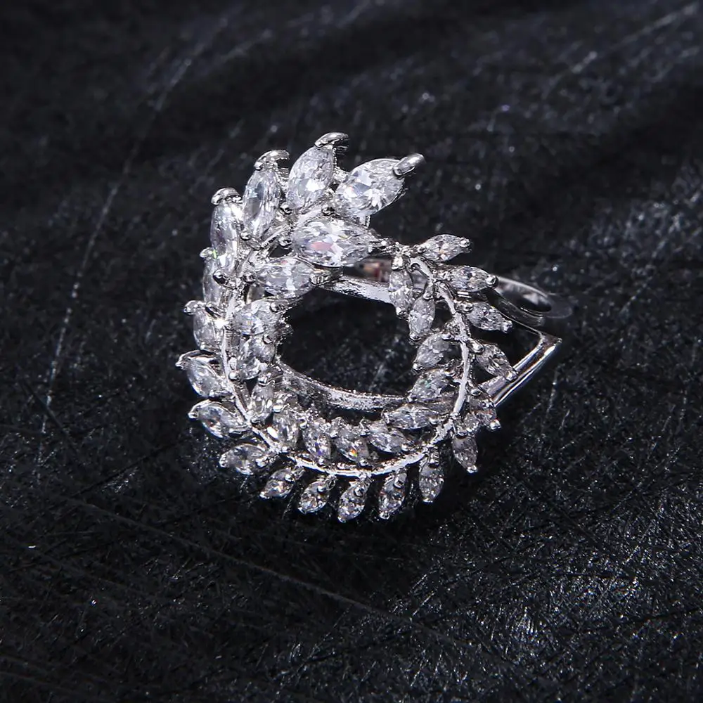 Женский комплект из колье серёг и кольца с фианитом|Ювелирные наборы| |