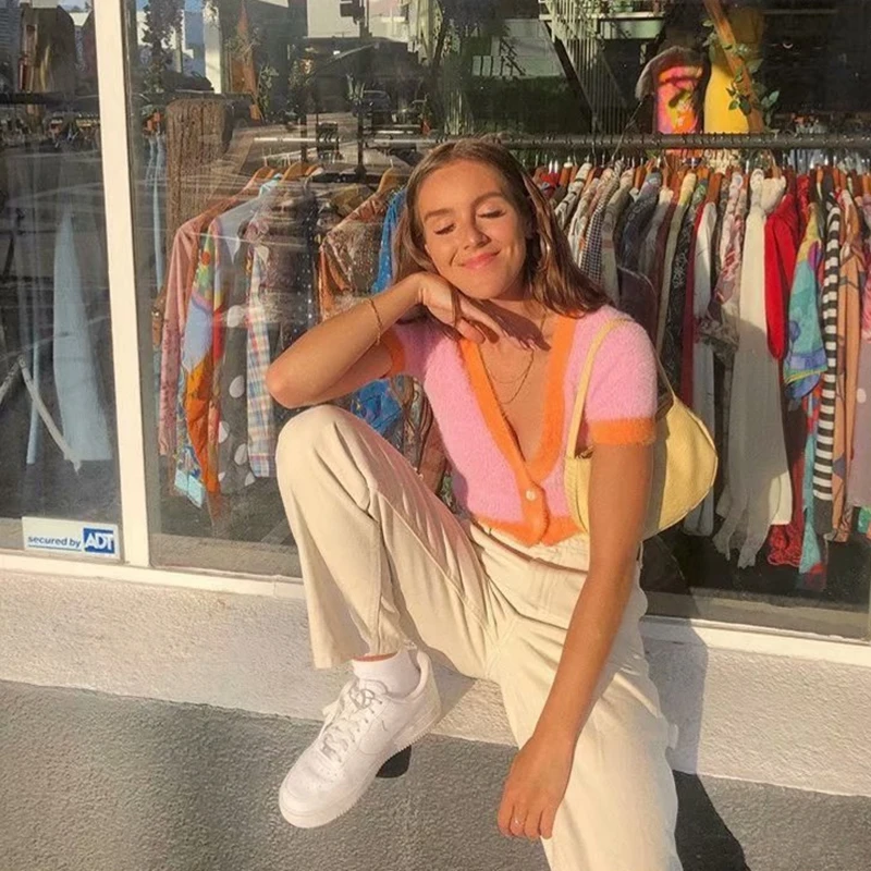 Женский Укороченный кардиган розовый вязаный свитер в винтажном стиле на осень |