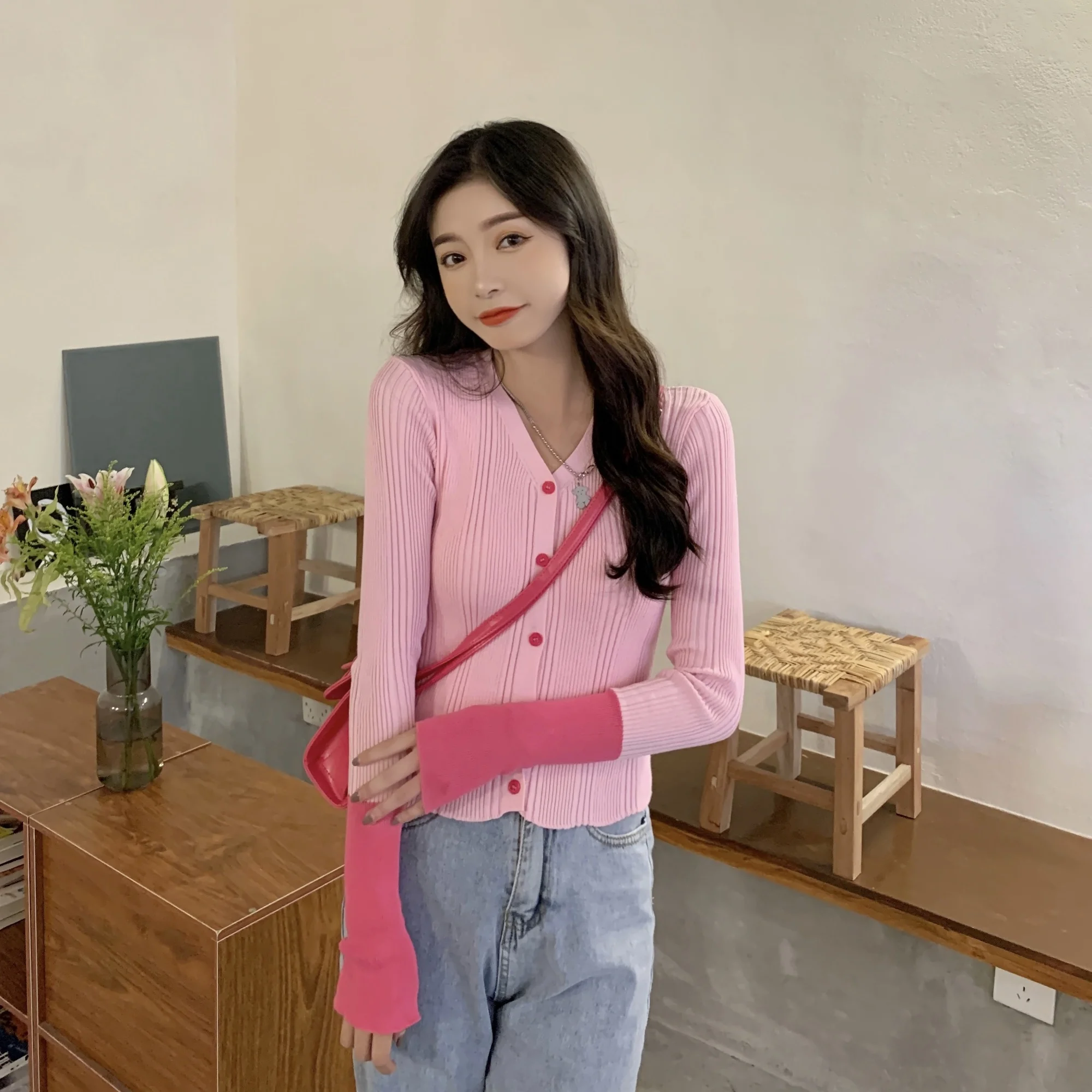 Женский свитер Кардиган с длинным рукавом и V-образным вырезом |