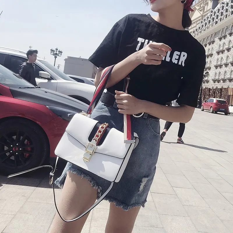 

Shoulder Handbag Durable Classic Versatile Shoulder Bags for WomenHard Multi-Pocket Crossbody Bag Female Small Square Bag