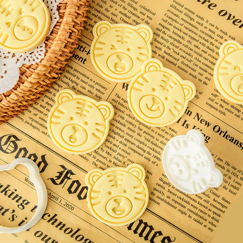 

DIY Cartoon Tiger Fondant Biscuit Mould Cookie Press Embossed Stamp Mould Cake Decorating Tools Kids Party Baking Accessories