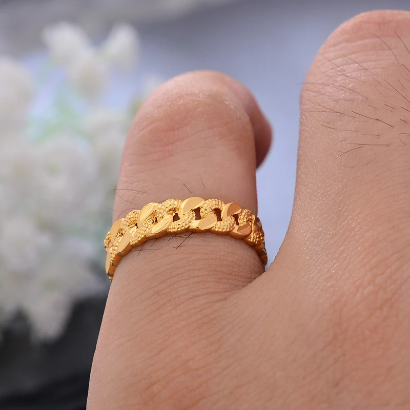 Купить Золотое Крупное Кольцо Из Оаэ