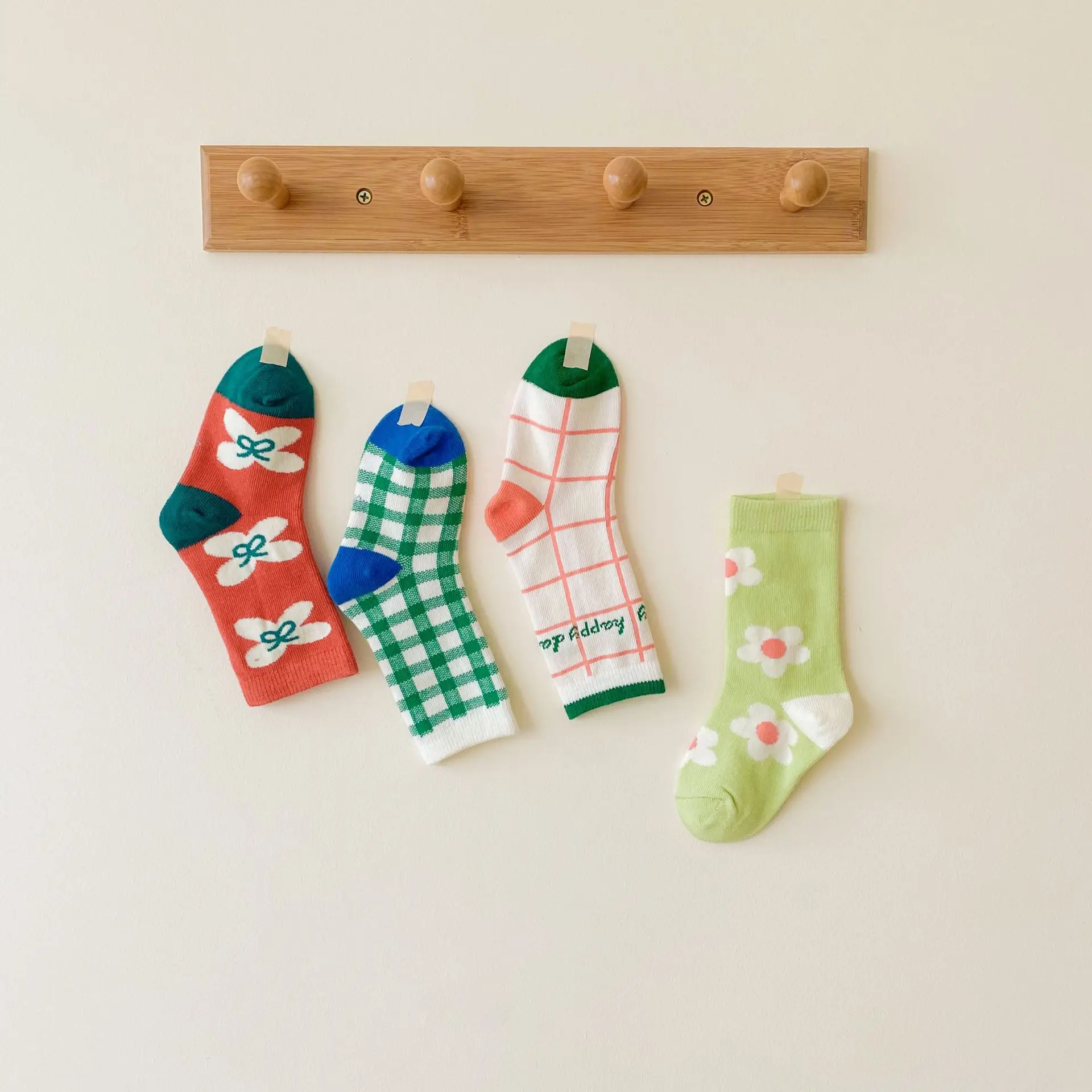 2021 на весну-осень 4 пары Детские носки с героями мультфильмов в Корейском стиле