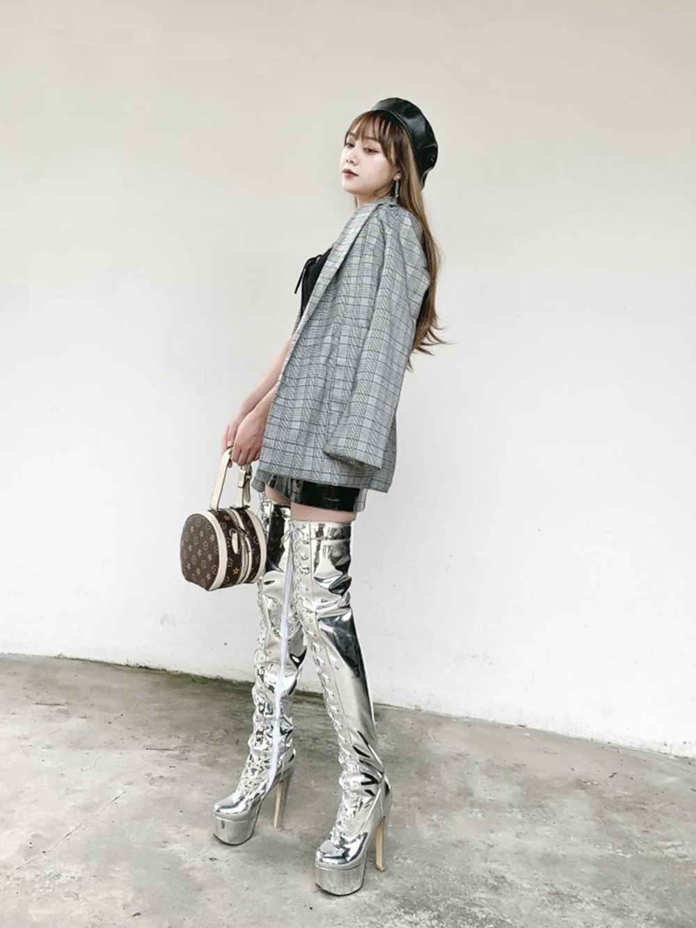 Женские зимние ботинки на высоком каблуке 15 см 8-35 | Обувь