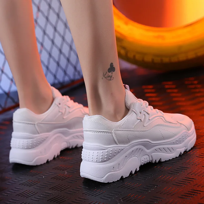 QWEDF 2019 женские кроссовки белого цвета женская повседневная обувь Martins/Корейские