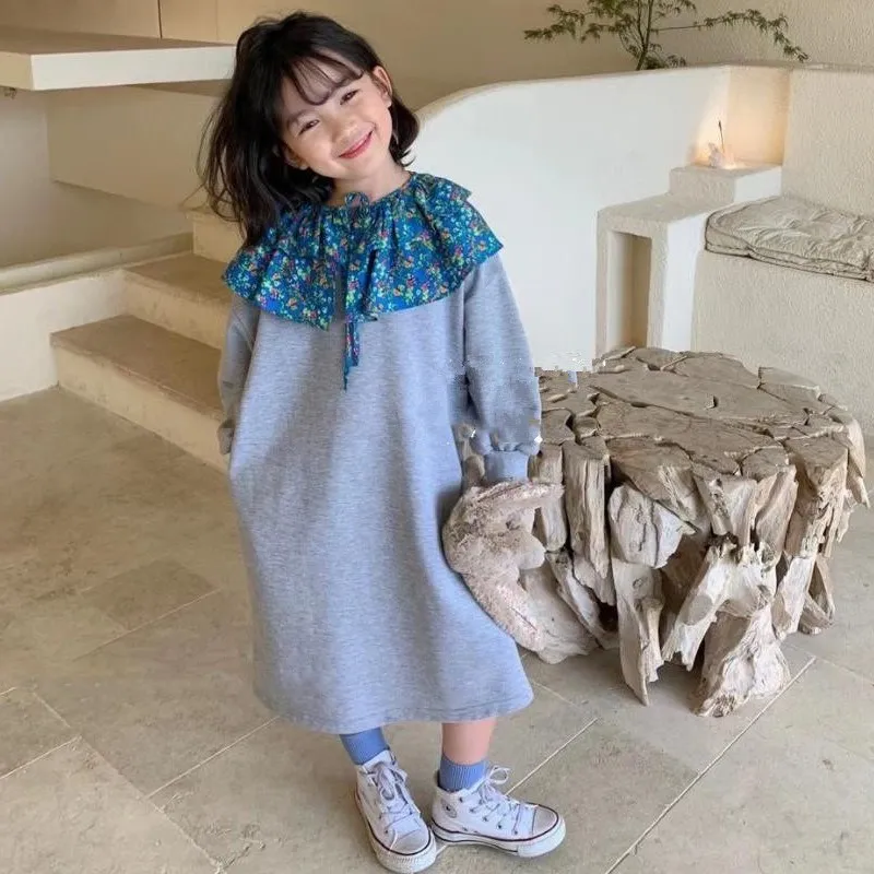 

Girls' Dresses Cloak Collar Long-sleeved Sweater Dresses Long Dresses Autumn Clothes New Children's Clothes Two-piece 3-8Y