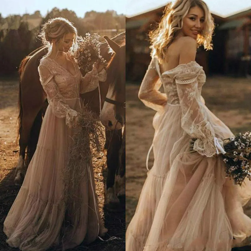 Country Boho Champagne Wedding Dresses Sexy V Neck Long Sleeve Lace Bohemian Wedding Dress Hippie Flowy Tulle Bride Dress 2020