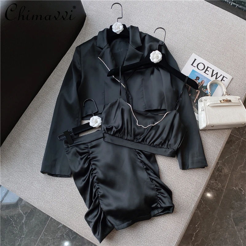 

2021 Autumn Women Clothing New Fashion Rhinestone Edge Short Suit Sexy Sling Vest Irregular Skirt Satin Elegant 3-Piece Set