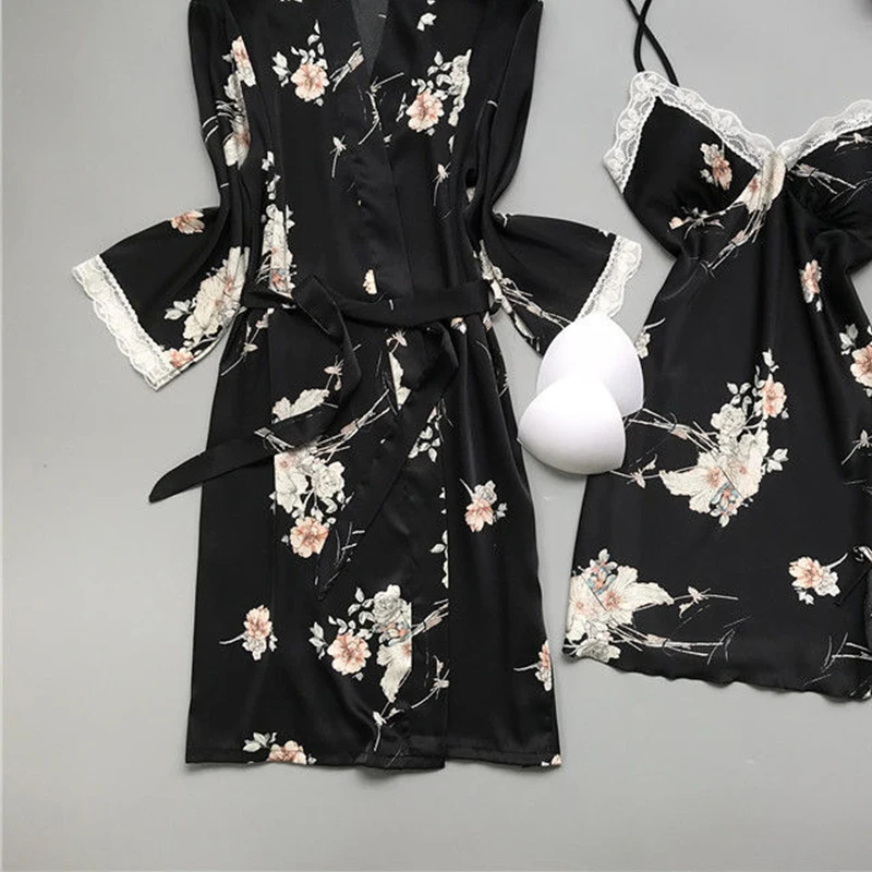 

2021 Spring Summer Home Wear Suit Women's New Summer Ice Silk Pajamas Two-Piece Set Sexy Sling Fashionable Trending Nightdress