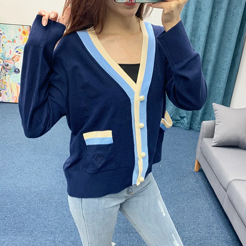

Fall new fashion versatile women's College style contrast color stripe pearl button V-neck knitted cardigan coat