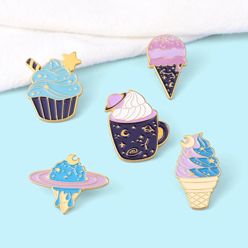

Personalized Starry Ice Cream Brooch Creative Cartoon Cone Shape Brooch Lapel Badge Bag Cartoon Jewelry Gift for Friends
