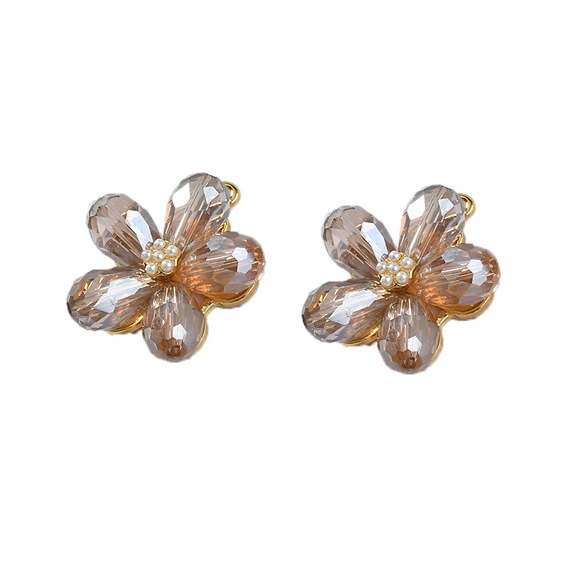 Высокого качества с украшением в виде кристаллов и лепестками из сплава цветок