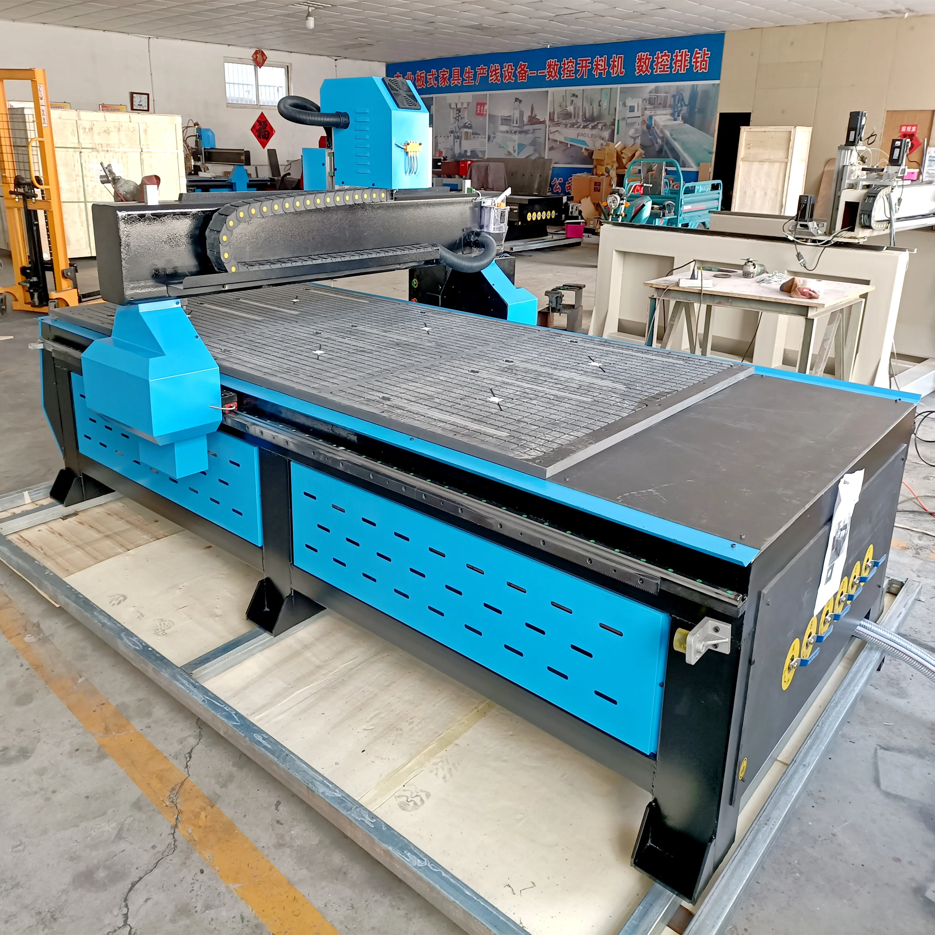 Фрезерный станок с ЧПУ ROBOTEC 3 и 4 осями фрезерный шаговым двигателем | Инструменты