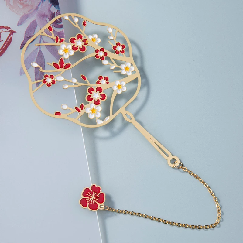 

Animal Metal Bookmarks for Books Creative Brass Peacock Deer Book Mark Novelty Teacher's Stationery Gift Office School Supplies