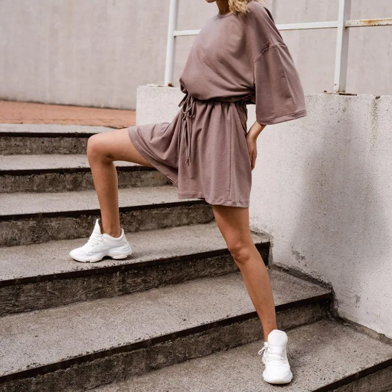 

Loose Drawstring Tight Waist Women 2 Piece Set Solid Sweatshirt Shorts Ladies Tracksuit 2021 Summer Casual Streetwear Outfits