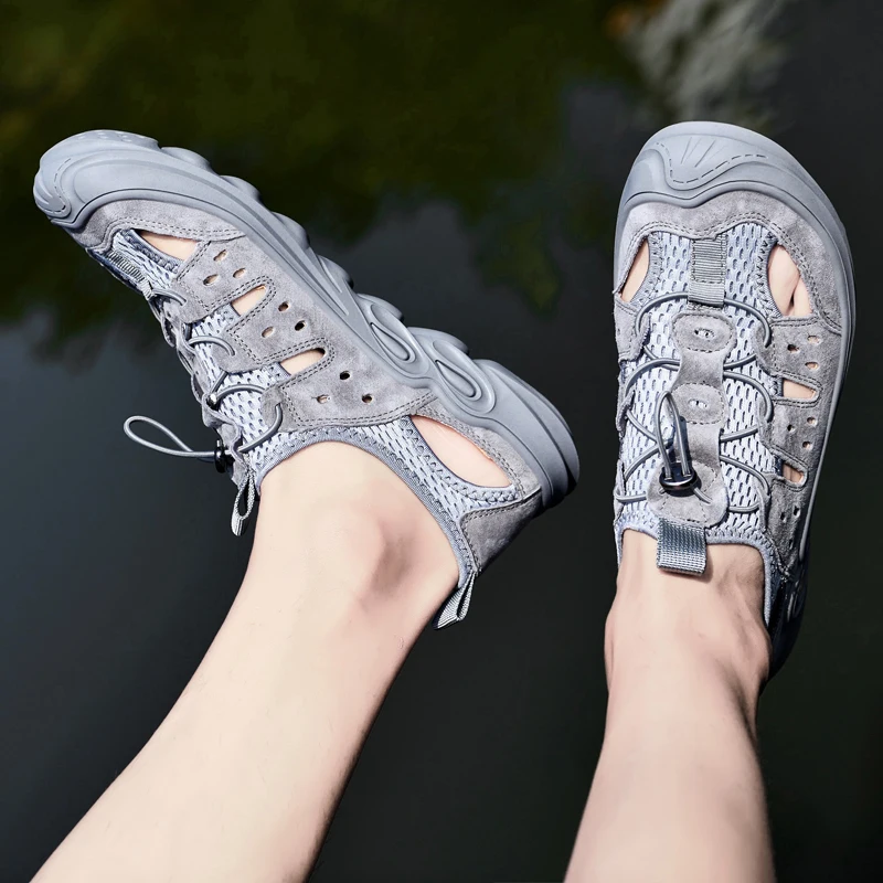 

Brand New Summer Men Sandals Fashion Design Breathable mesh Casual Beach Shoes Men Soft Bottom Outdoor Sandals Big Size 44
