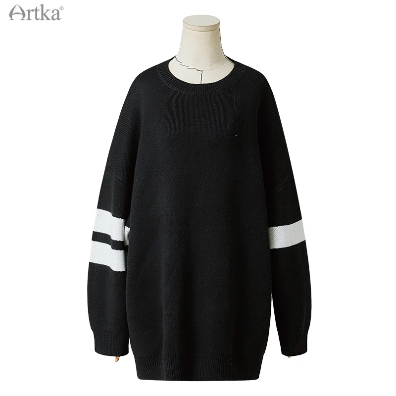 ARTKA 2020 Winter New Women Sweater Fashion Loose Wool Knitted Black Sweater Soft O-Neck Pullover Long Sweaters Dress YB25007D