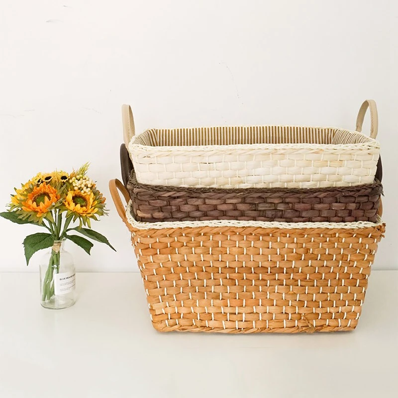 

Nordic Hand-woven Storage Basket Corn Husk Weaving Box Desktop Stationery Cosmetic Sundries Organizer Laundry Basket with Handle
