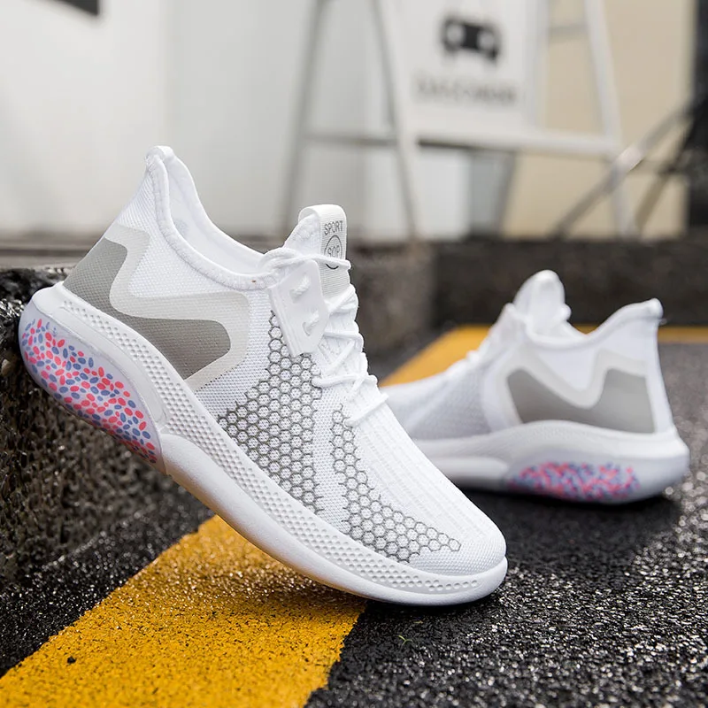 

2021 New Couple Shoes Breathable Flying Woven Casual Running Shoes Fashion Trend Mesh Men and Women Sports Shoes Sneakers Men
