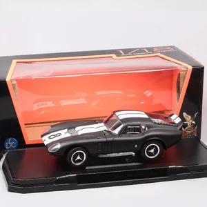 1:18 Большие весы Yat Ming 1965 SHELBY COBRA DAYTONA COUPE 427 Super Coupe #8 Литые и игрушечные автомобили Модель гоночного автомобиля игрушка для мальчиков
