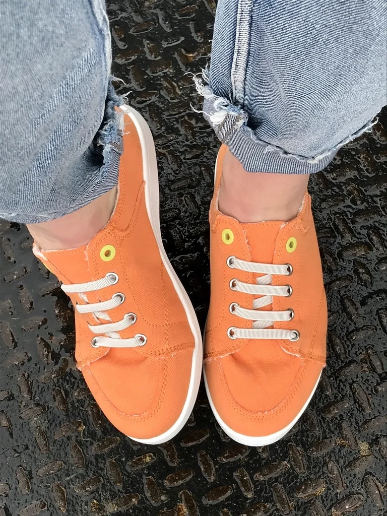 

2021 Women's Sneakers Fashion Casual Shoes Blue Tennis Shoes Ladies Flat Shoes Sports Women's Light Running Shoes