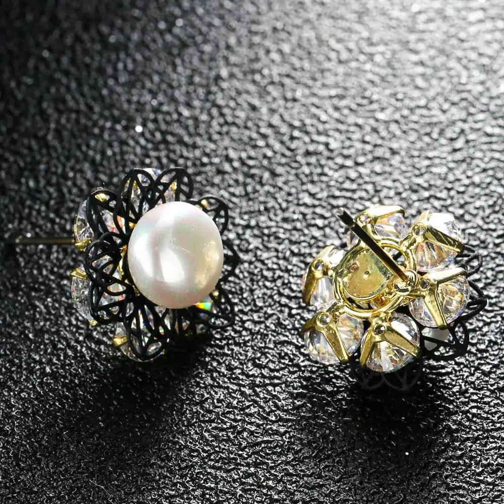 Женские серьги гвоздики с камнем NEOGLORY круглые в виде черного цветка жемчугом и