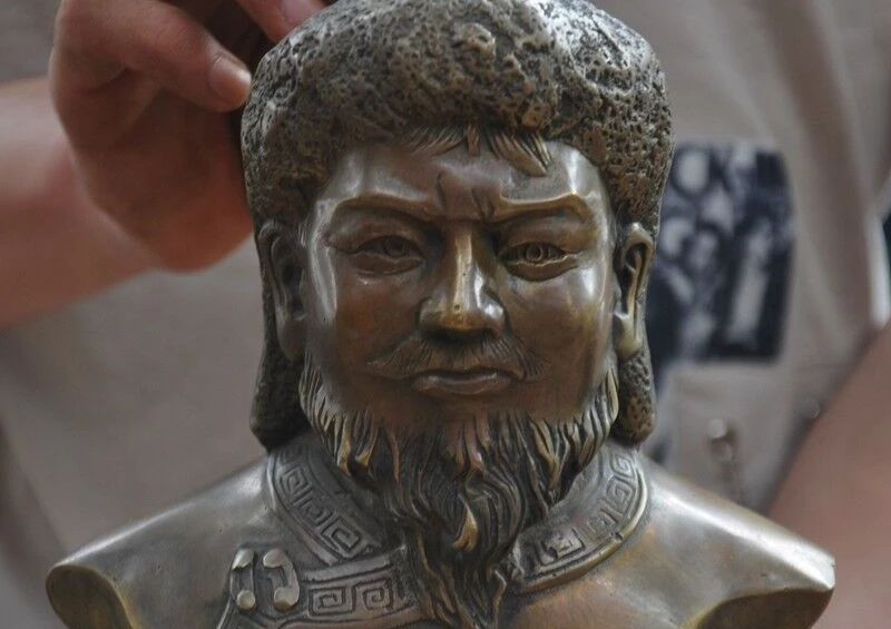 8 &quotстаринная китайская бронза юаней дороже Императора династии неба Чингисхан