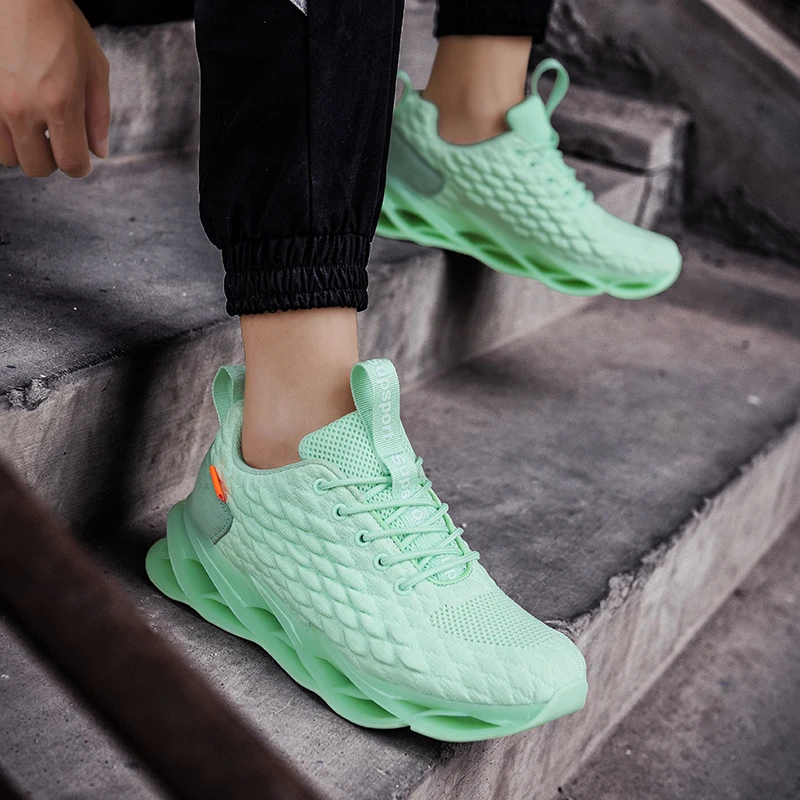 Мужские кроссовки для бега с резиновой подошвой большие размеры | Спорт и