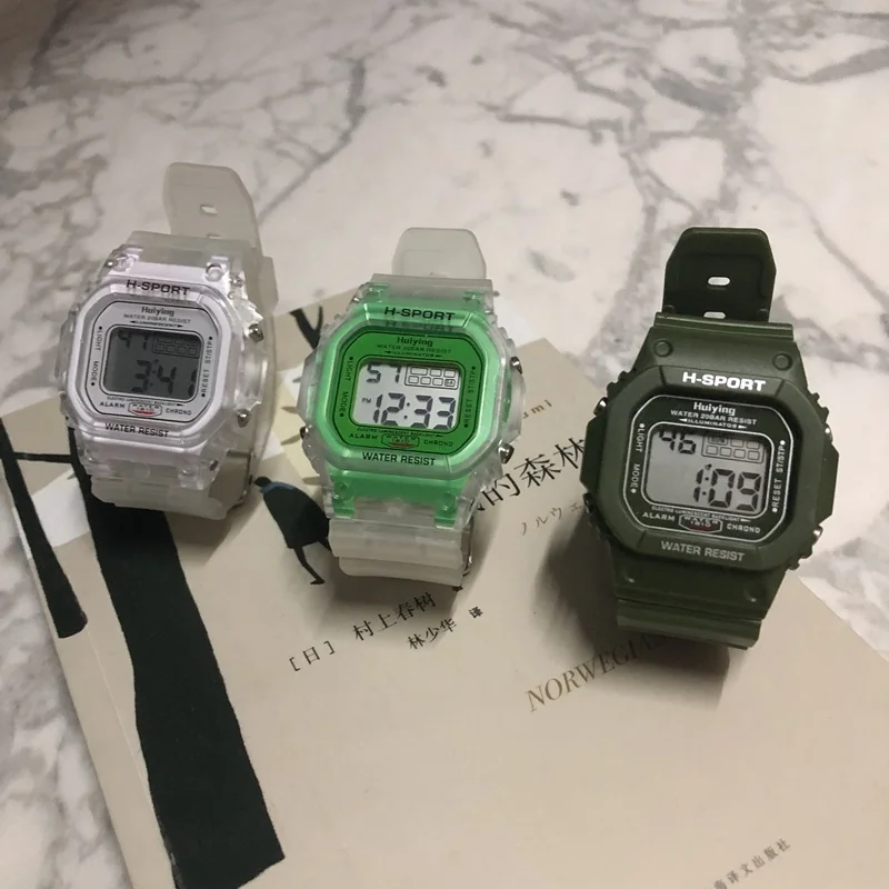 

Trend Korean version simple boys and girls sports small square Watch