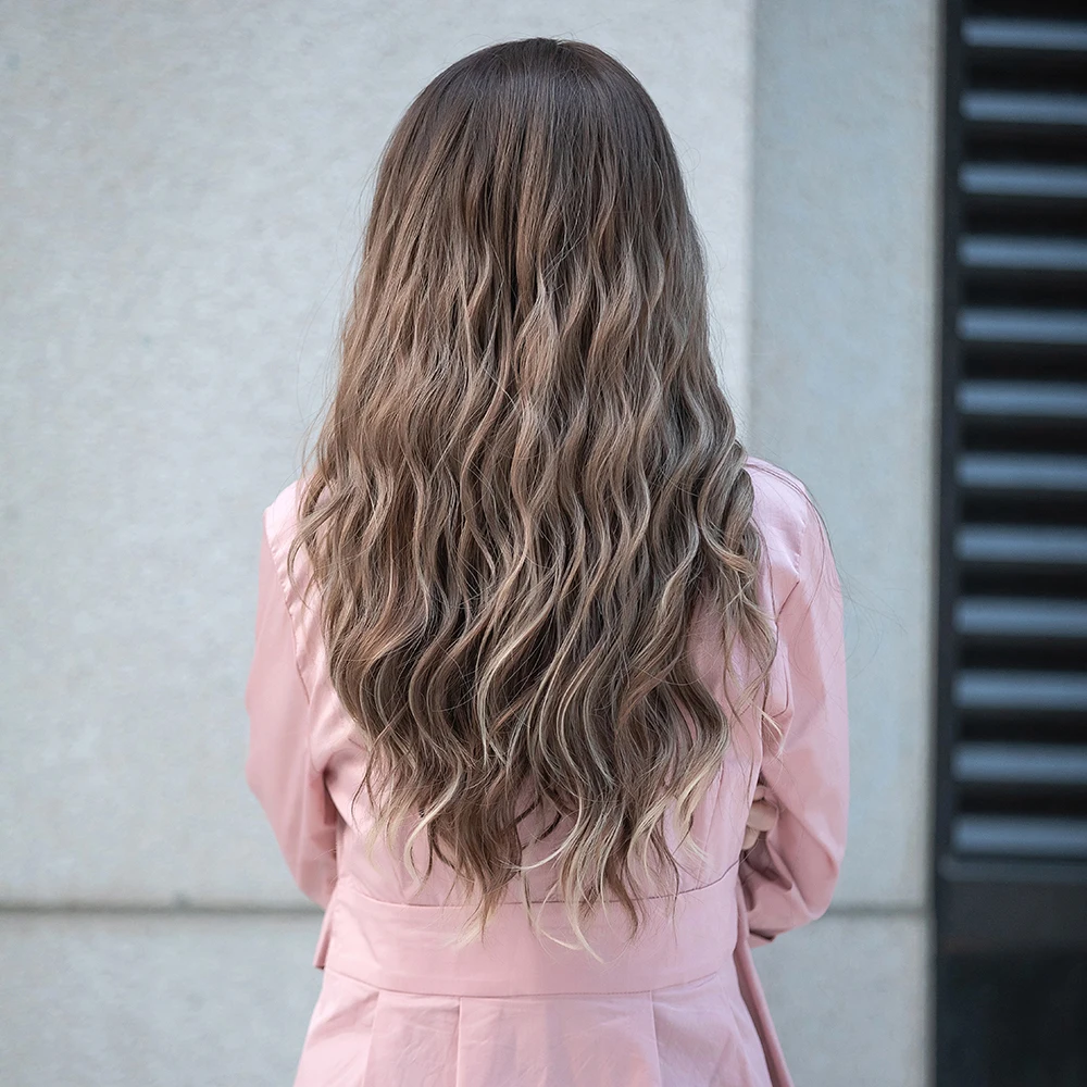 Длинные коричневые синтетические парики CharmSource с глубокими белыми волнами для