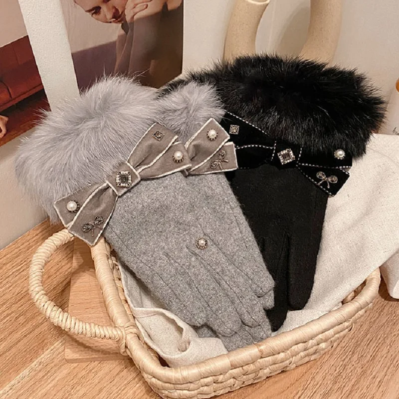 High Quality Winter Cashmere Gloves Women Rabbit Fur Warm Wrist Mitten Touch Screen Outdoor Driving Full Finger Gloves For Lady