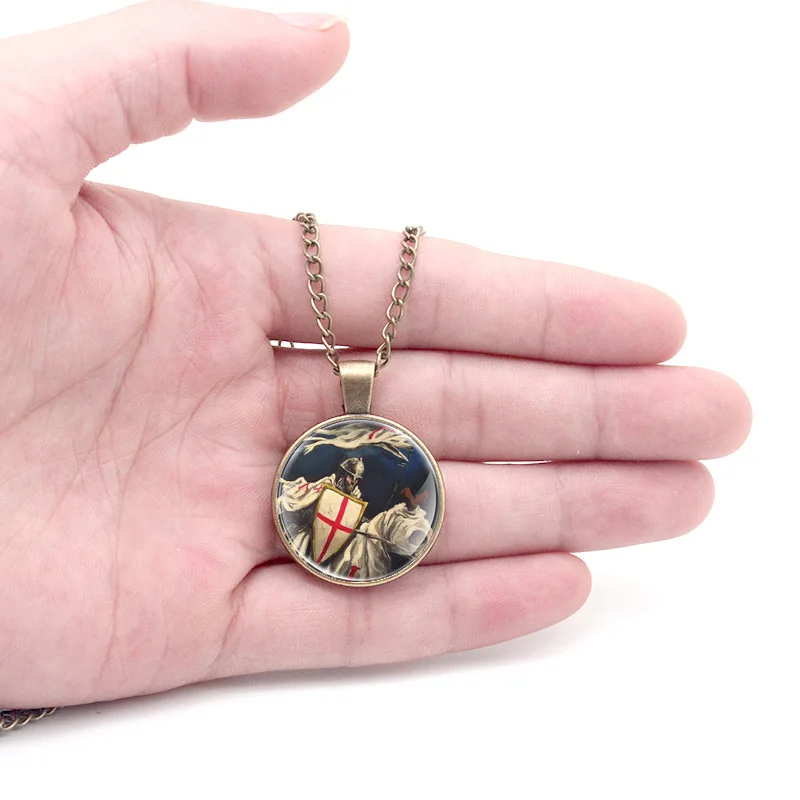 

Classic Knights Templar Cross Glass Dome Metal Long Chain Necklaces Knights Templar Pendant For Man Woman Jewelry Gifts