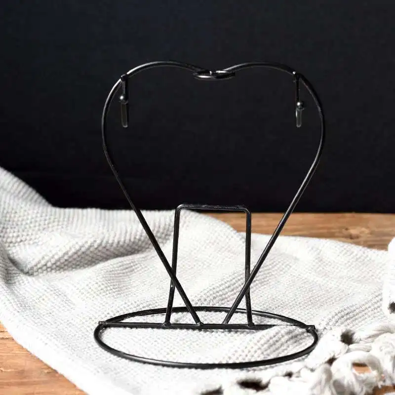 

Simple golden edge Bone China Coffee Cup and Saucer Country Style Ceramic English Cup and Saucer Set Flower Tea Cup Custom Logo