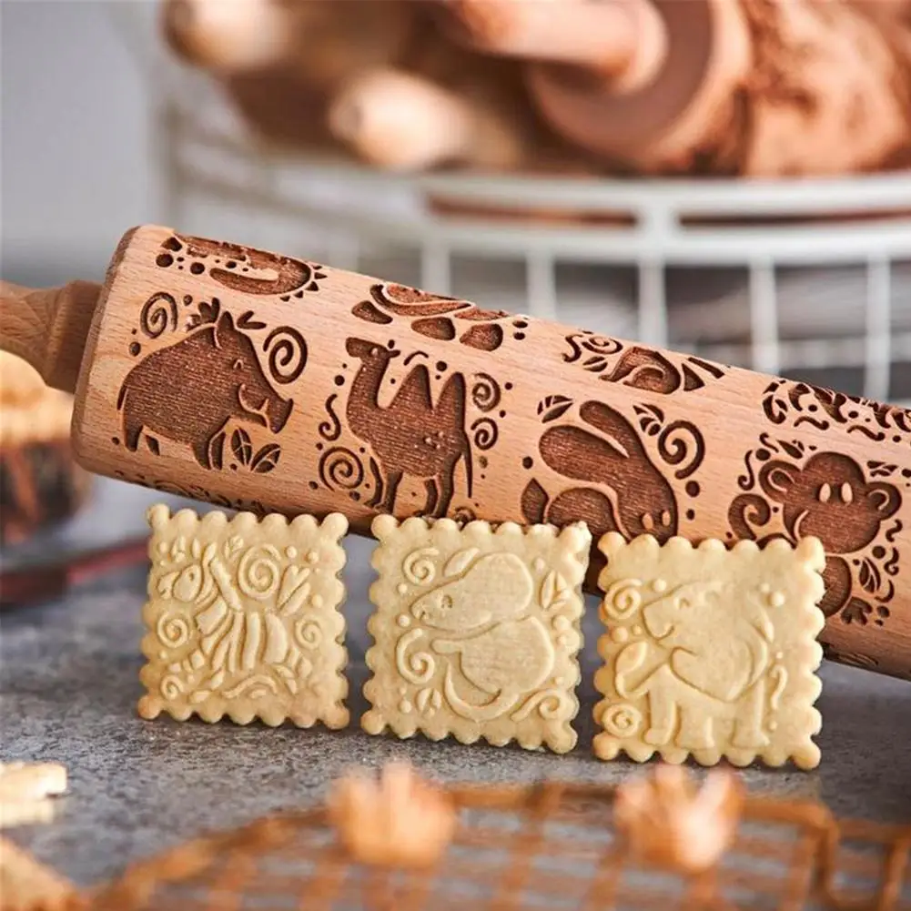 

New Leaf Christmas Deer Wooden Rolling Pin Embossing Baking Cookies Noodle Biscuit Fondant Cake Dough Patterned Roller Snowflake