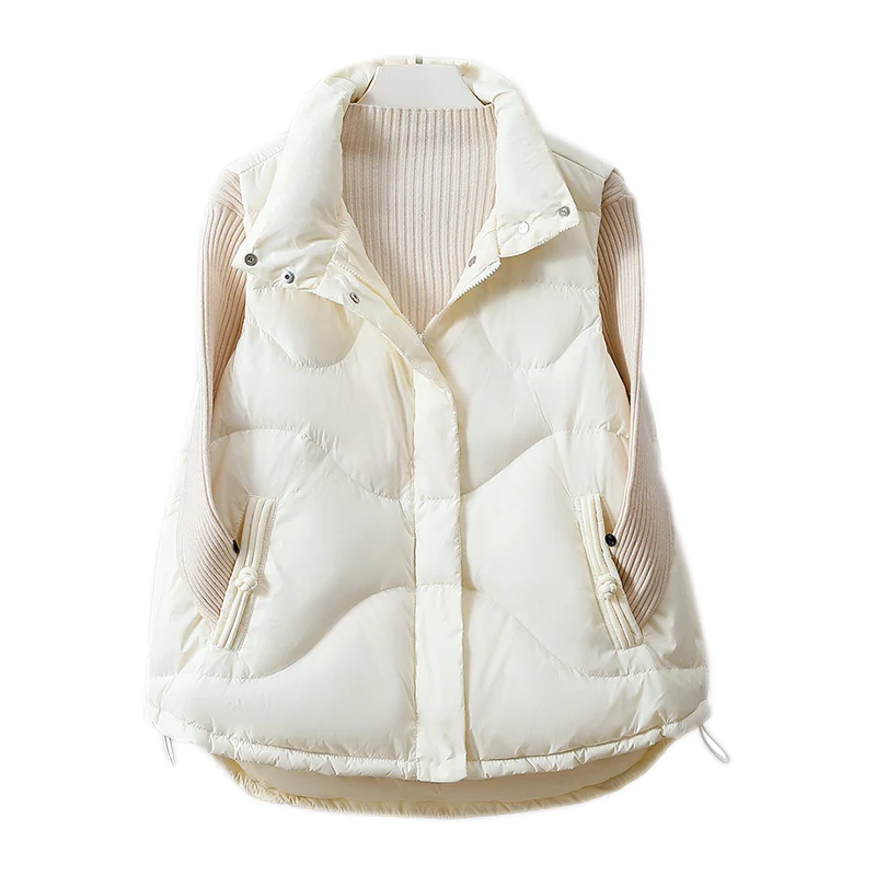 Женская куртка на белом утином пуху без рукавов с воротником-стойкой | одежда