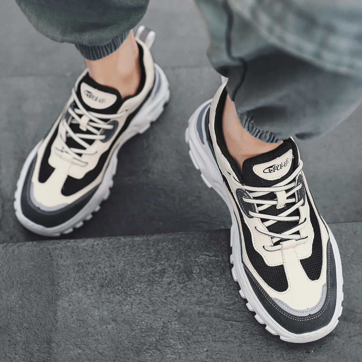 

Men's Shoes