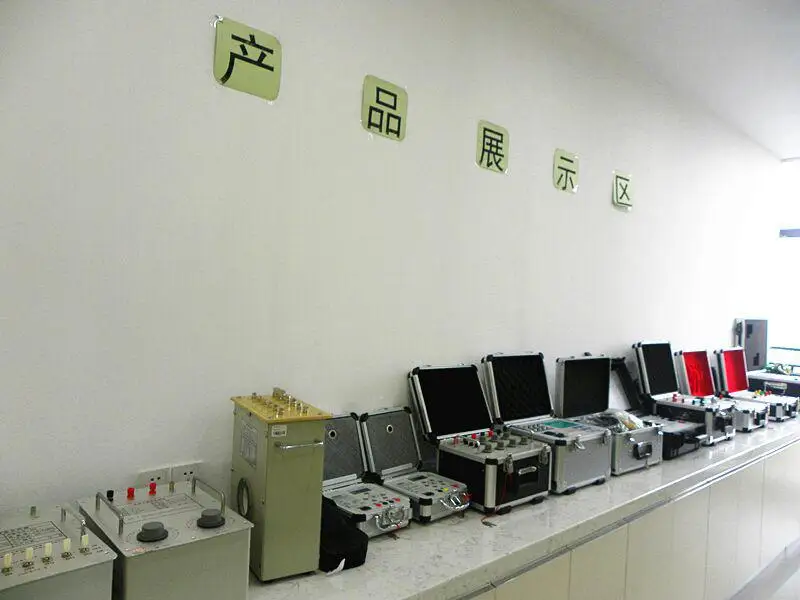 

Accuracy level 0.1 HCDN calibrate three-phase electric energy meters