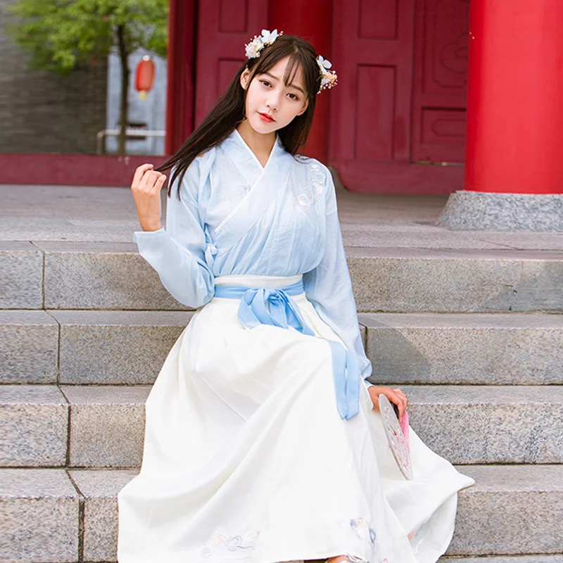 

Женское традиционное китайское платье с вышивкой сакуры, сказочное платье для народного танца, одежда для косплея принцессы, старинный кос...