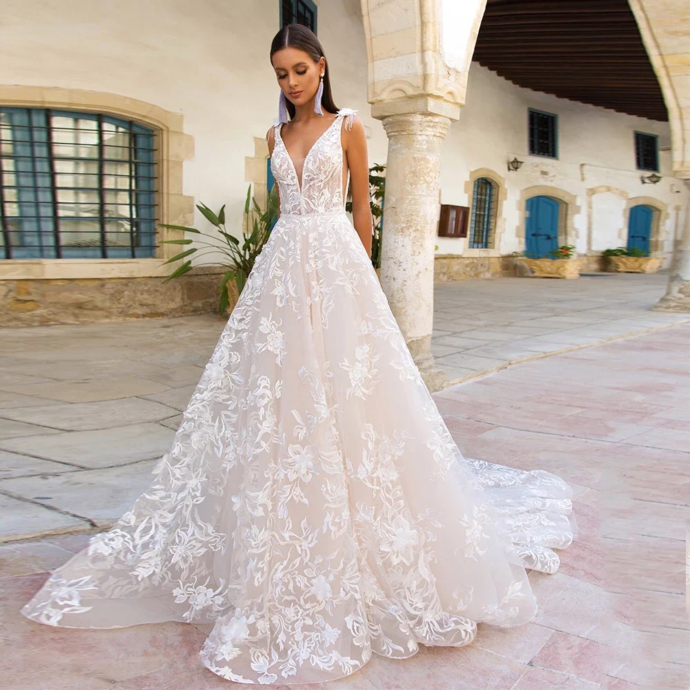 

Gorgeous Appliques Lace Wedding Dress A-line Tulle Bride Dress Sexy V-neck Tassel Sleeveless Bridal Gowns With Flowers Vestido D